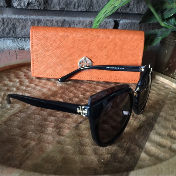 Tori Burch Sunglasses ? main image 5